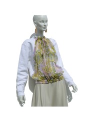 White Sweatshirt with flowered print frontal on woman