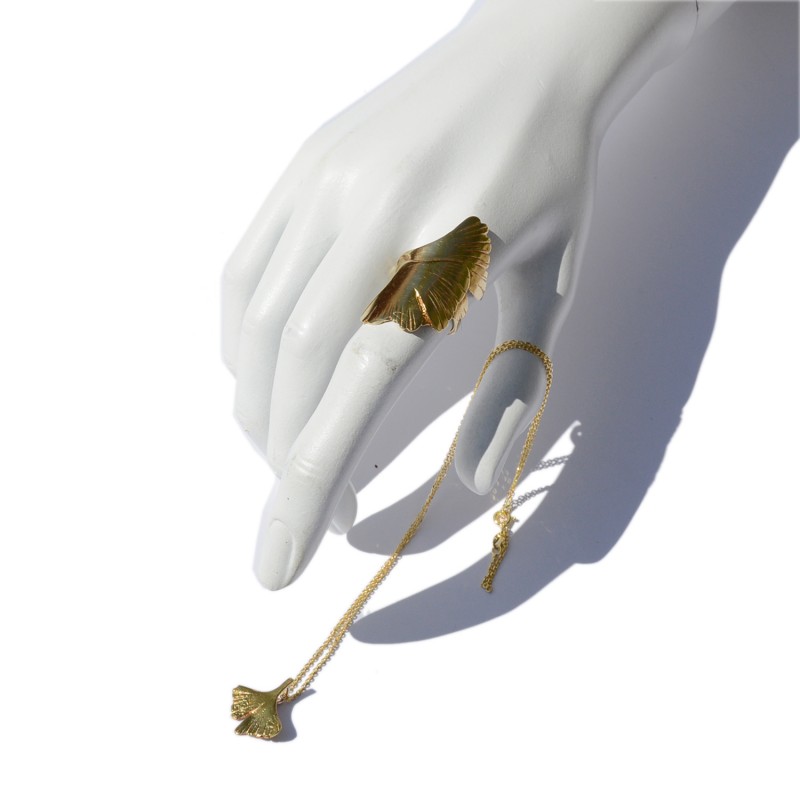 Colgante y anillo bronce hoja Ginkgo biloba pequeño