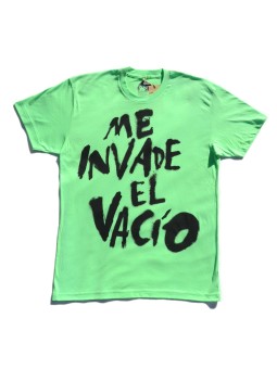 Camiseta-Me-invade-el-vacio
