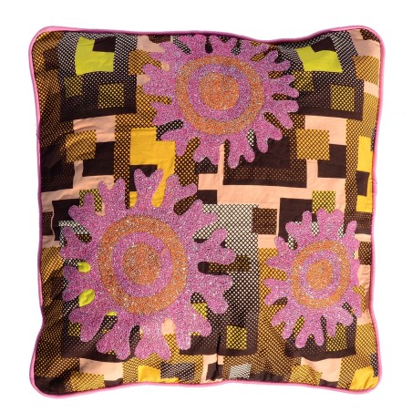 Funda de cojín en pagne con bordado en brillo