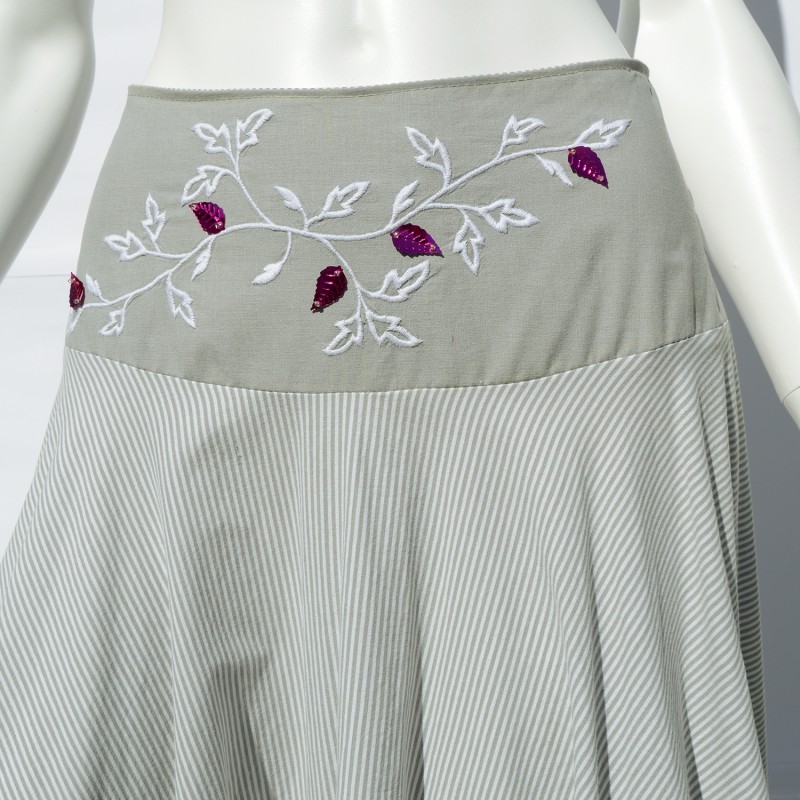 Striped skirt with embroidery