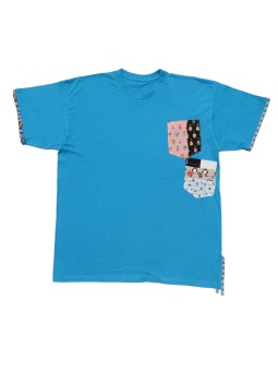 Cyan short-sleeve T-shirt with two patchworks pockets