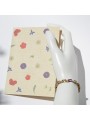 Tarjeta "Hi" hecha de papel Bee Saving y pulsera de san fabrizzio