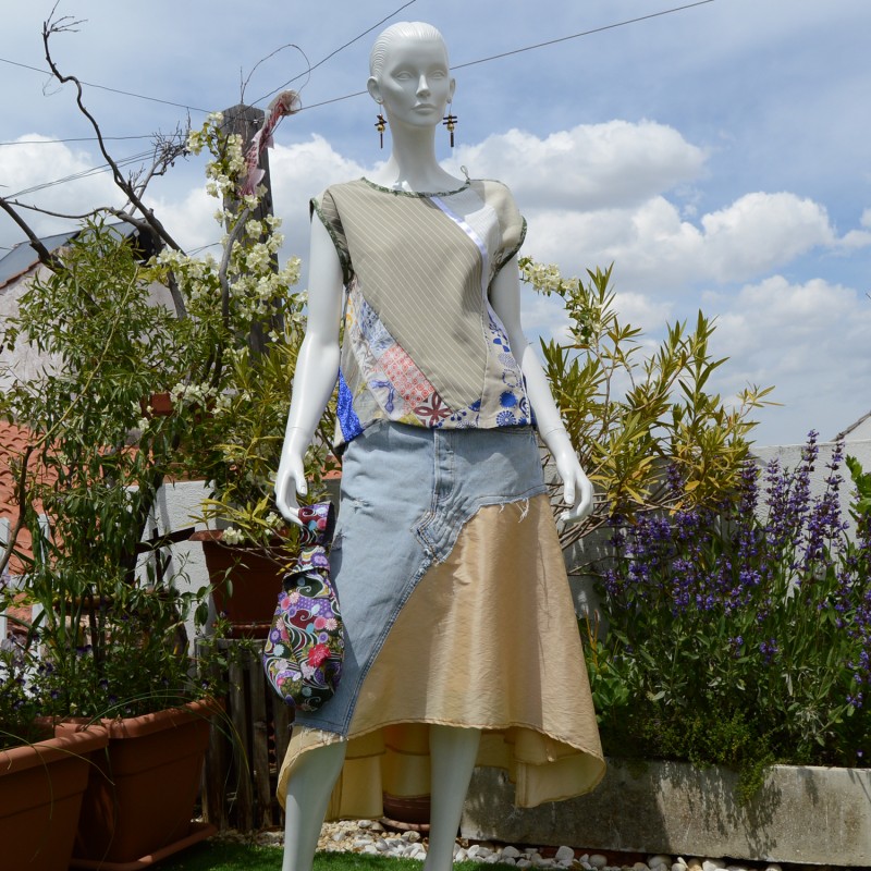 Top made in patchwork of different fabrics, denim upcycled skirt and shijimi bag