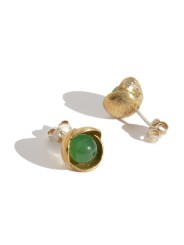 Bronze and jade earrings in the shape of a small flower