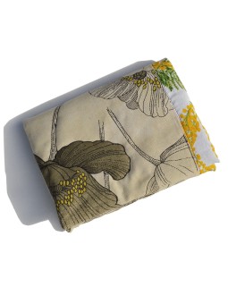 Bolso de mano en estampado de flores