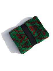 Funda de Ipad o tablet y cartera de mano en peluche verde y rojo