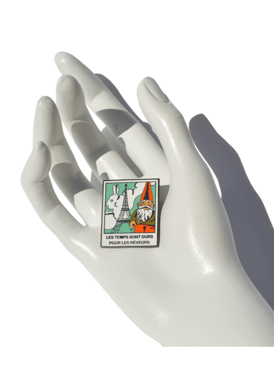 Pin Enano de Jardín de La Barbuda.