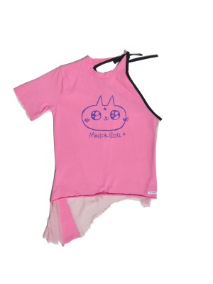 T-shirt in collaboration with Indi & Lala 08