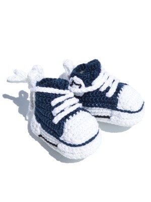 Patucos para bebé estilo botas deportivas de El Hada Artesana