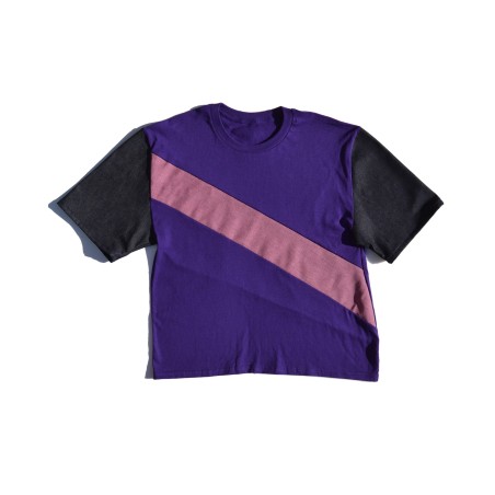 Camiseta morada con raya rosa y mangas denim de San Fabrizzio