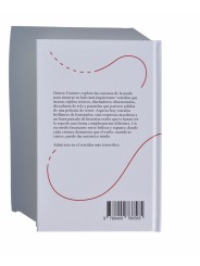 Horror Couture: True Stories of Terror in Fashion (Hardcover) by Manue