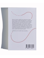 Horror Couture: True Stories of Terror in Fashion (Paperback) by Manue