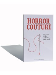 Horror Couture: True Stories of Terror in Fashion (Paperback) by Manue