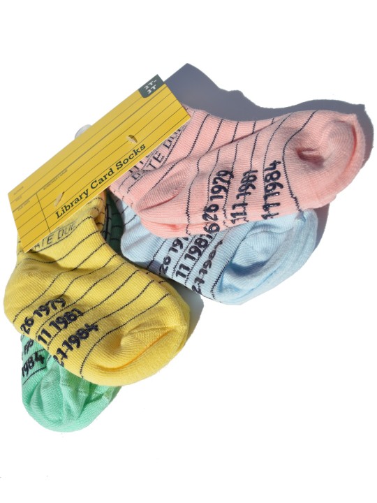 Calcetines tobilleros con diseño de tarjeta de biblioteca